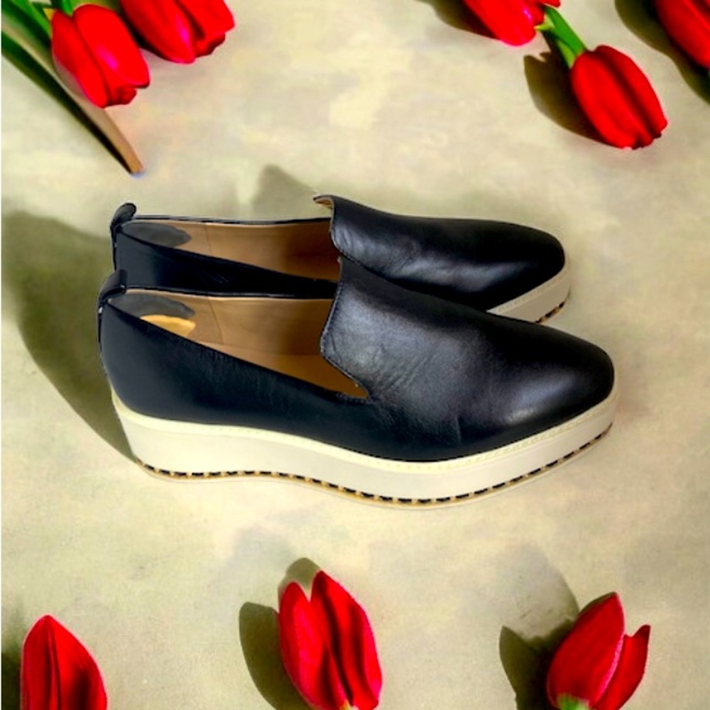 UPPER LATHER Bra-Bra women platforms fashion shoes.